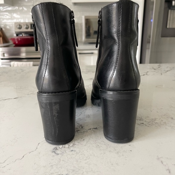 Steve Madden Size 8 Boots - Picture 5 of 8